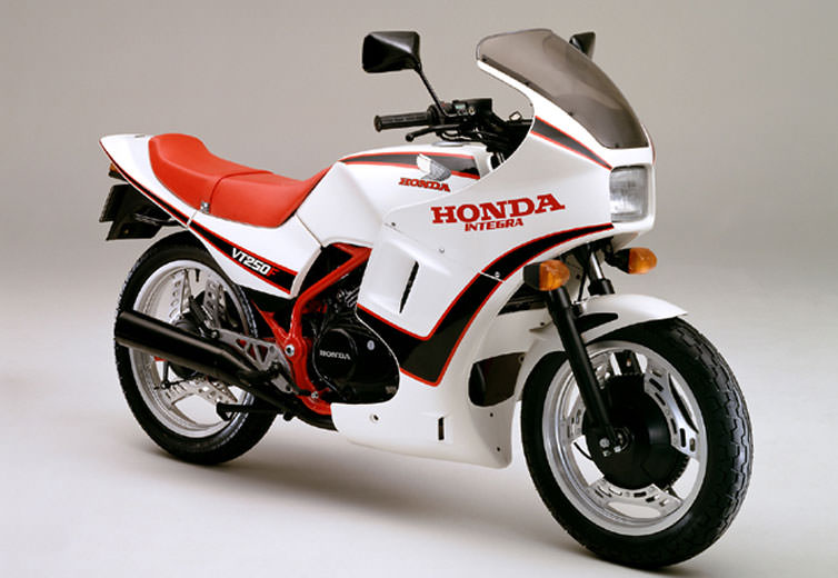 VT250F（MC08前期） -since 1982- - バイクの系譜